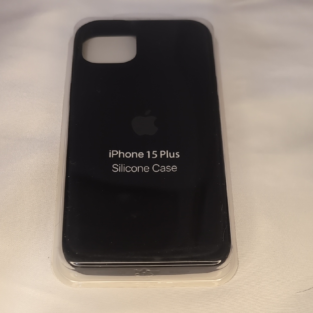 Apple iPhone 15 Plus Case - Sleek Black